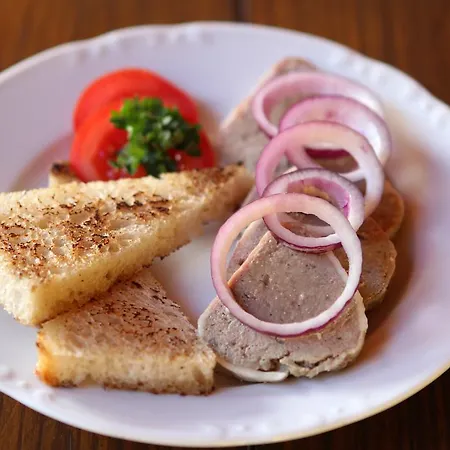 Gasthuis Zlaty Dukat Zvolenská Slatina